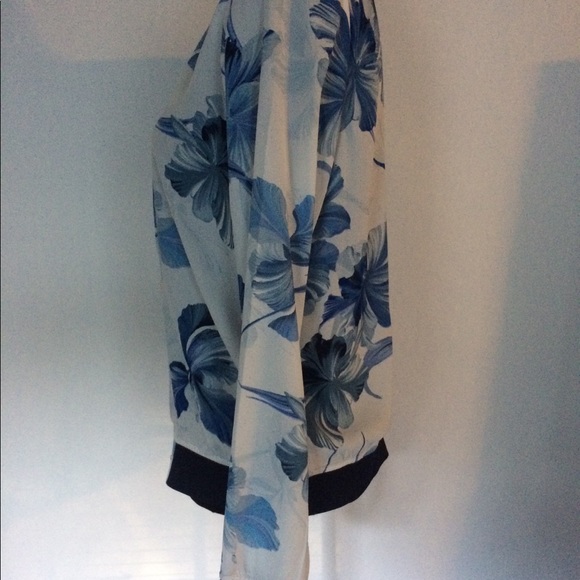 SIONI Blue & White Floral Bomber Jacket - Picture 2 of 6